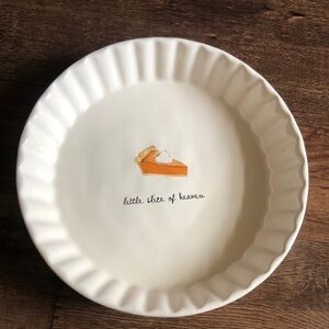 Rae Dunn LITTLE SLICE OF HEAVEN pie plate